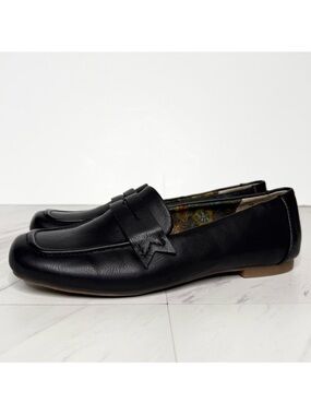 Korks Posie Black Penny Loafer 6M